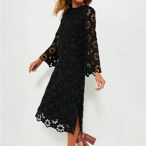 Tuckernuck Noir Eyelet Hutton Dress Large